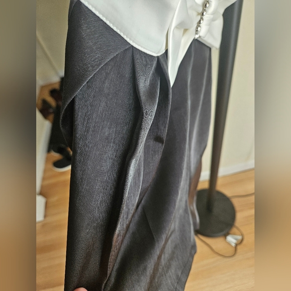 NWOT Fashion Nova Romper - Picture 5 of 6